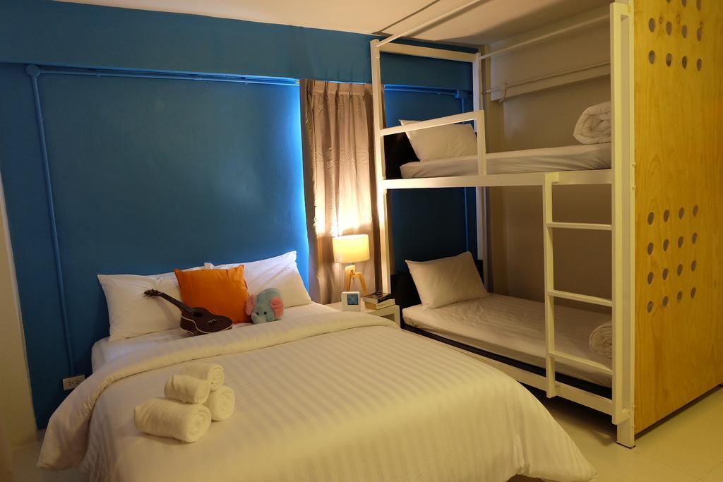 Oyes Hostel Krabi Room photo