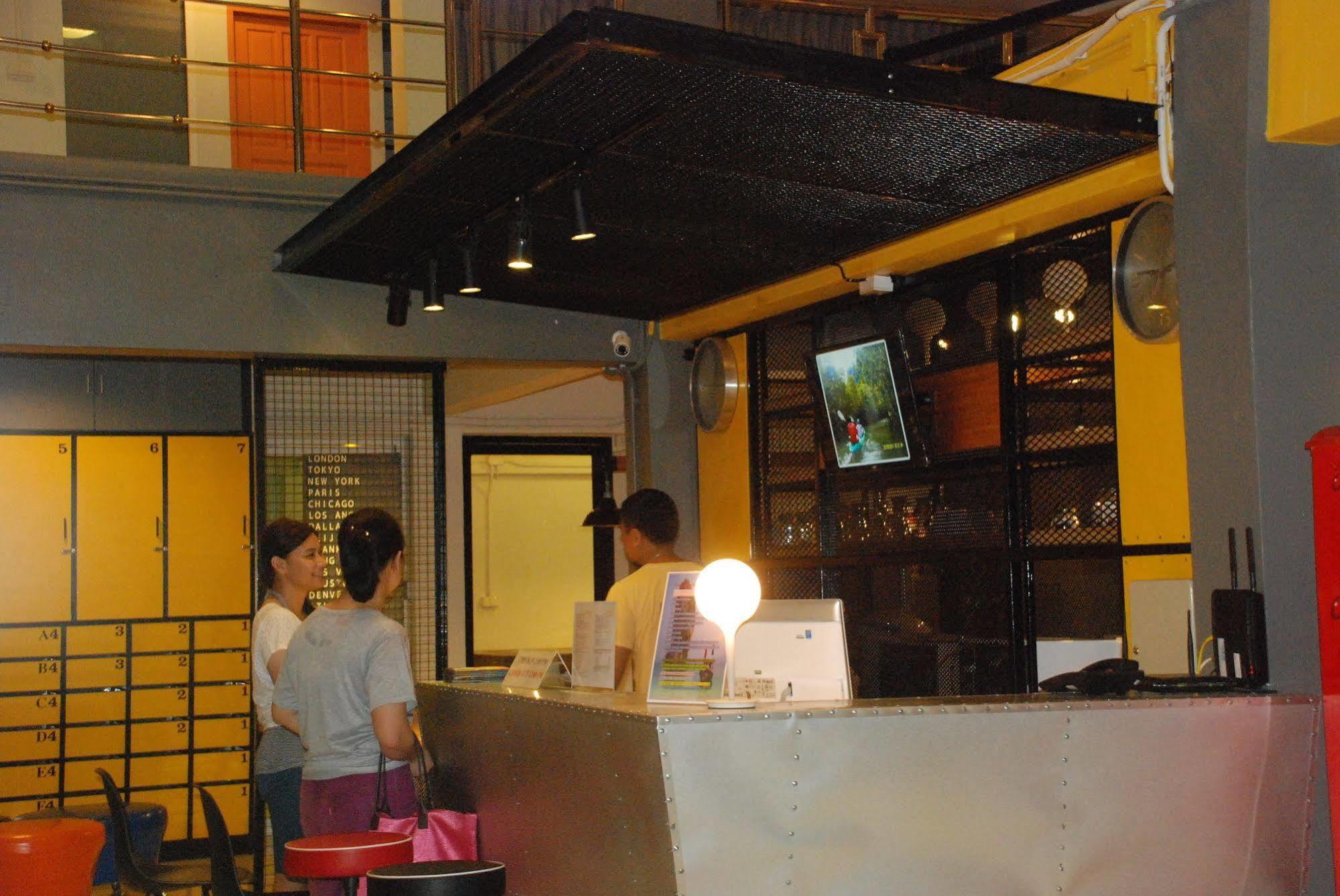 Oyes Hostel Krabi Exterior photo